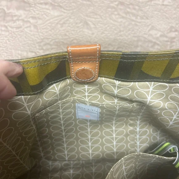 Orla Kiely Olive Green Hobo Purse Bag Multi Leaf Magnetic Clasp Leather Strap - Picture 2 of 10